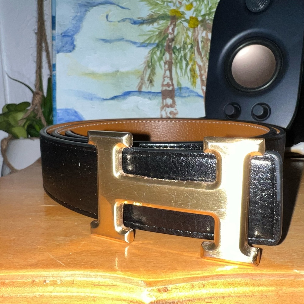 Used Hermes belt. I do not want to keep making new holes to fit my waist